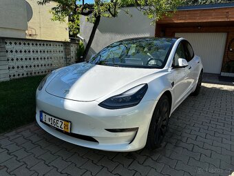 Tesla model 3 Performance 377kw Refresh model Biely Interier - 2