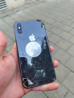 Apple iPhone X 64GB číst popis - 2