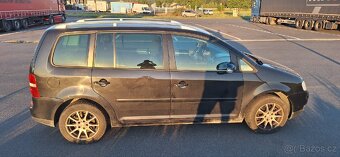 VW Touran - 2