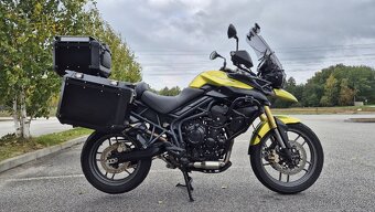 Triumph Tiger 800 - 2