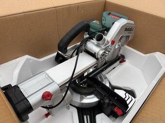 Pokosová pila METABO KGS 254 M - 2