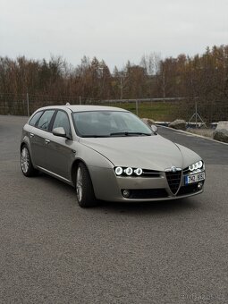 Alfa Romeo 159 Sportwagon 2.4 JTDM, 2007, 238 000 km, manuál - 2
