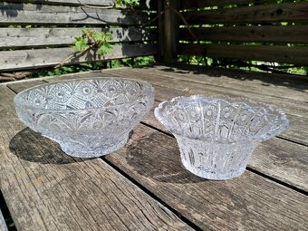 Broušené sklo - skleničky, vázy, mísy,.. - 2