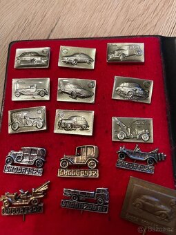 Staré odznaky  Škoda,  Praga, Avia,  Tatra,  Ford, Velorex - 2