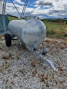 Mobilní nádrž na vodu 3000L - 2