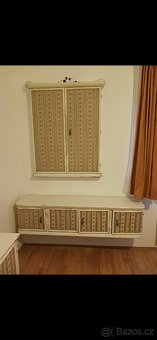 Stará pevná dřevěná ložnice - 2