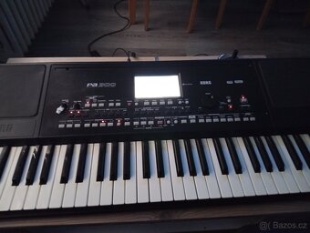 Prodám korg pa 300 plně funkční - 2