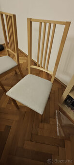 Jídelní rozkládacé stůl a 8 židlí - 2