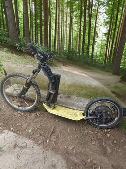 Sjezdová elektrokoběžka 2kW - 2