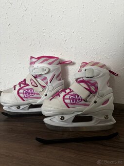 Dětské brusle na led - 2