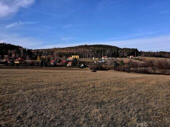 Prodej stavebního pozemku Bavoryně - 2