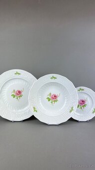 Talířová souprava, sada talířů - 2