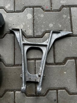 Prodám náhradní díly jawa - 2