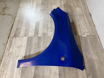 ŠKODA FABIA 2 - 5J - 2007-2014 - blatník LP - 4590 - 2