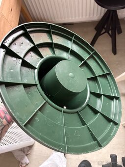 Stojan na vanocni stromek - 2