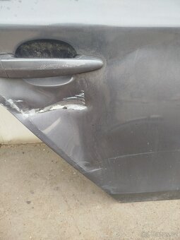 Pravý zadní dveře BMW E87 - 2