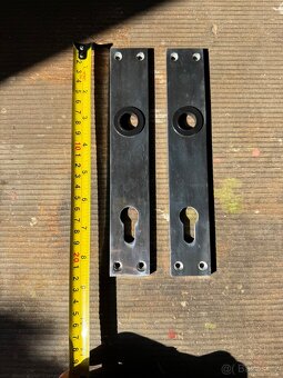 Dveřní štíty hliníkové - 2