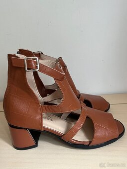 Nové dámské boty - 2