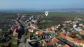 Prodej stavebního pozemku 5 945 m2  v obci  Vrbice - 2