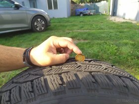 Kormoran SNOW 215/55 R17 98 V Zimní - 2