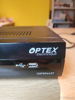 Optex ORT 8944-2T: dvoutunerový zemský set-top-box s PVR - 2