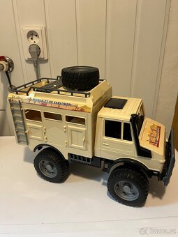 MB unimog explorer - Bruder 2474 - 2