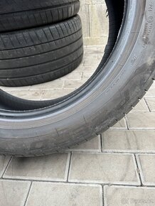 275/45r20 - 2