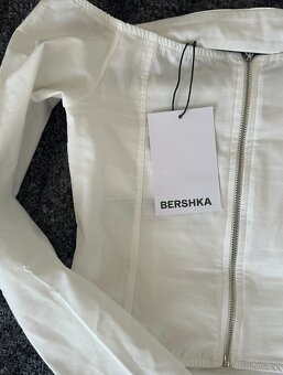 Tričko Bershka - 2