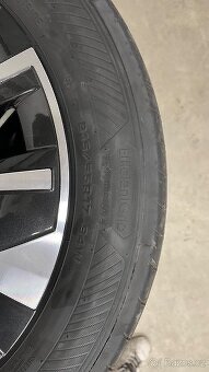 215/55 R17 Goodyear EfficientGrip Performance 2 - 2