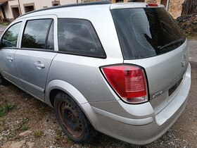 Opel Astra H 1,9CDTI 88kW r.v. 2006 - náhradní díly - 2