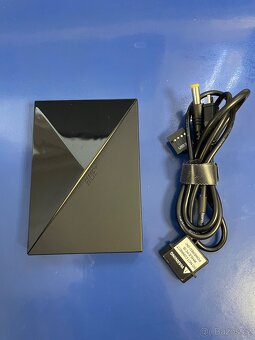 NZXT řídící panel podsvícení HUE+ / RGB - 2