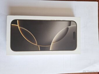 Apple iPhone 16 Pro Max 1 TB přírodní titan "MYX73SX/A" - 2