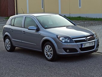 OPEL ASTRA 1.6 benzín .. 3/2006 .. GARANCE KM .. BEZ KOROZE - 2