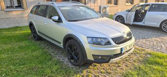 Škoda Octavia Scout - 2