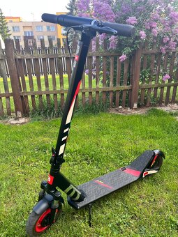 Elektrická koloběžka Aprilia ESR2 EVO - 2