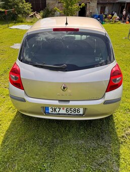 RENAULT CLIO - 2