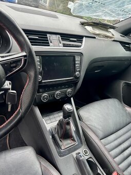 Skoda Octavia rs 169 kw - 2
