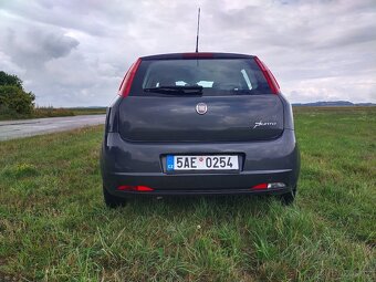 Fiat Grande Punto - 2