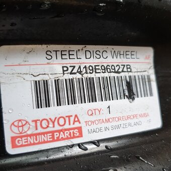 Disky na Toyota Auris 6.5Jx16 ET45 č. AF137 - 2