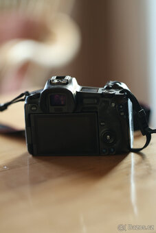 Bezzrcadlovka Canon eos R - 2