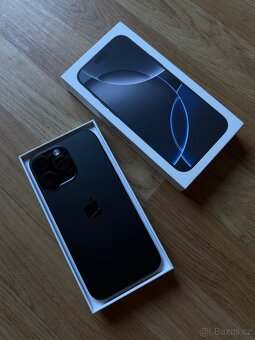 Apple iPhone 17 Pro Max 256GB cerny - 2