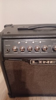 Kytarové kombo spider IV 15 Line 6 - 2