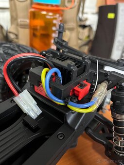 RC motor a regulátor - Team Corally - 2