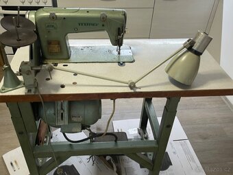 Průmyslový šicí stroj Textima - 2