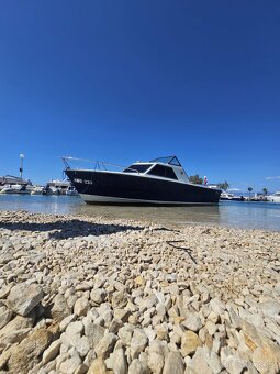 PRODÁM KAJUTOVOU LOĎ SWAYZER SAPHIR 650 CUP - 2