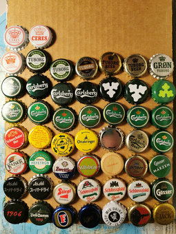 Prodám sbírku korunkových uzáveru, zátky vršky z piv,nápojú - 2