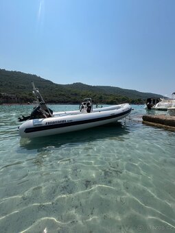 Motorový čln Arimar 540 - 2