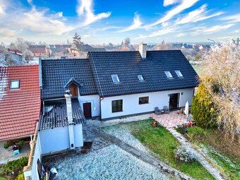 Troubky RD 7+2 240m2, zahrada 800m2 - 2