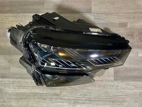 ŠKODA KAROQ světlo PP CRYSTAL LIGHTING 57B941036 - 2