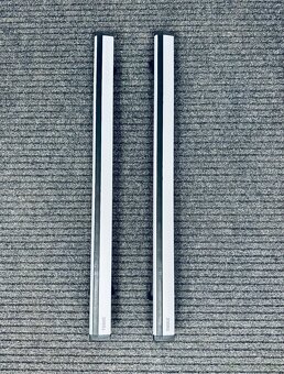Střešní nosiče Thule Wingbar 961 (118 cm) + patky Thule 757 - 2